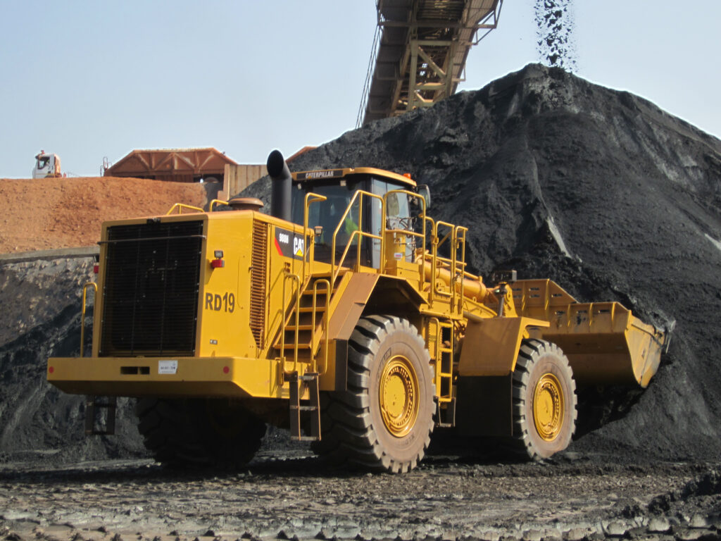 contract mining services sierra leone heavy earthmoving equipment wheel loader