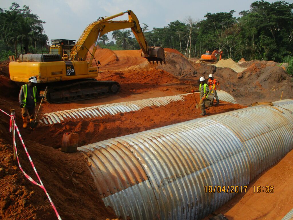 civil engineering sierra leone liberia road construction culverts (2)